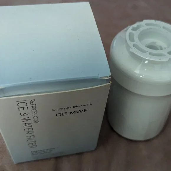 Refrigerator Filter - Picture 9 of 16